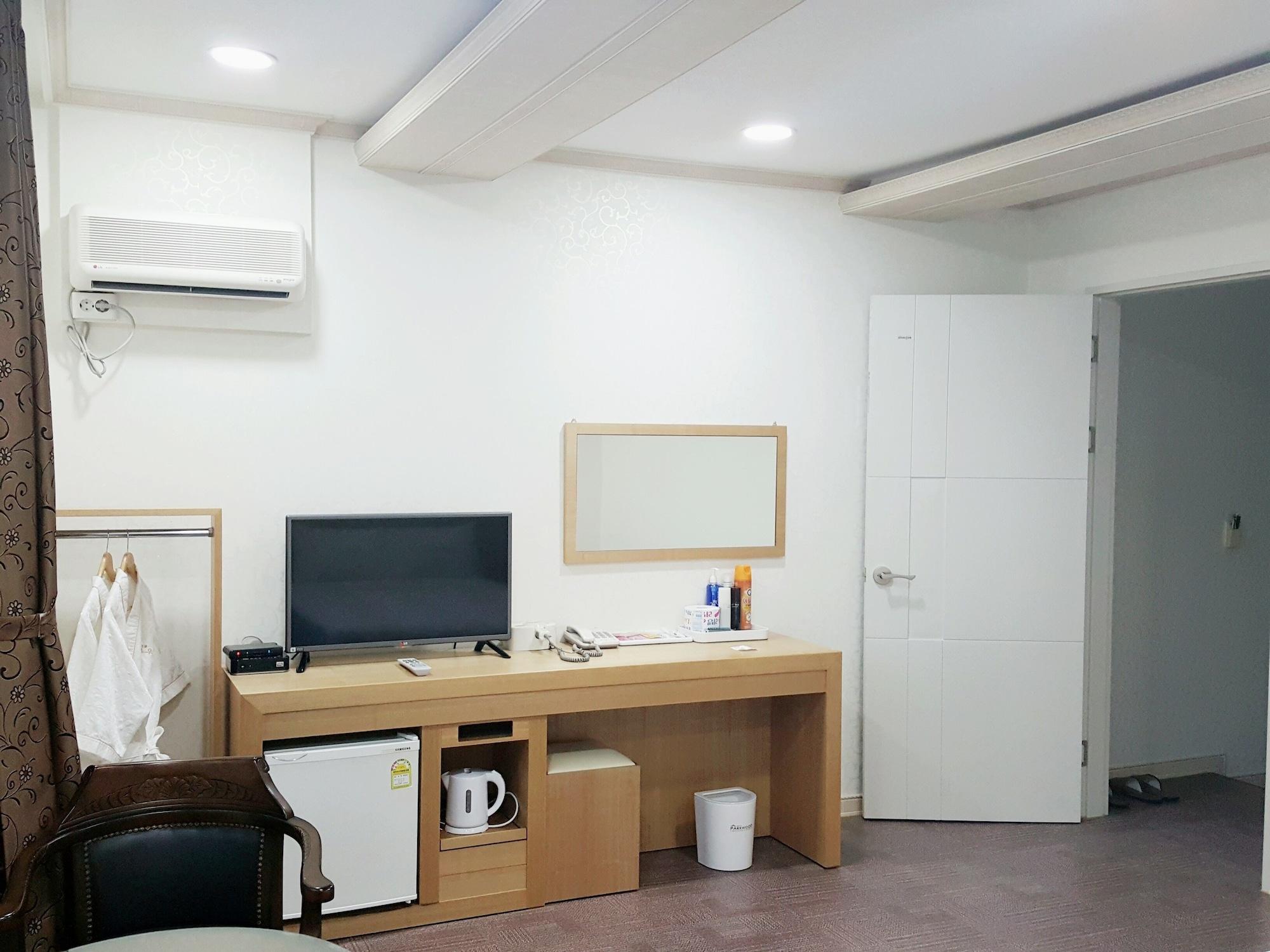 Hotel Parkwood Incheon Airport Ngoại thất bức ảnh